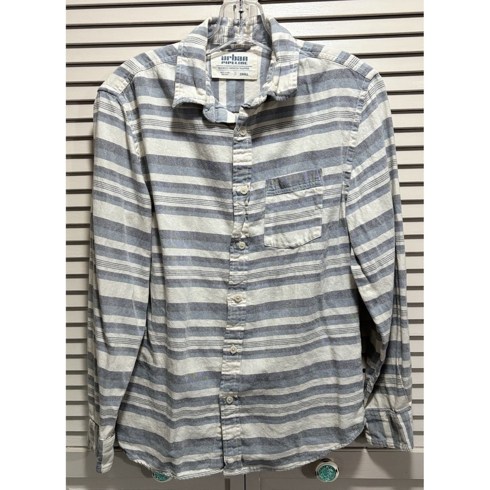 Urban Pipeline Blue/Cream Striped Button Up Long Sleeve Shirt Size S Pockets